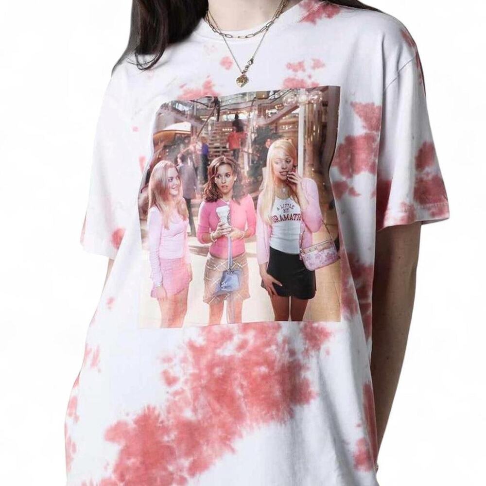 NWT Dumbgood x Mean Girls The Plastics Tie Dye Baggy Graphic T-Shirt — L/XL